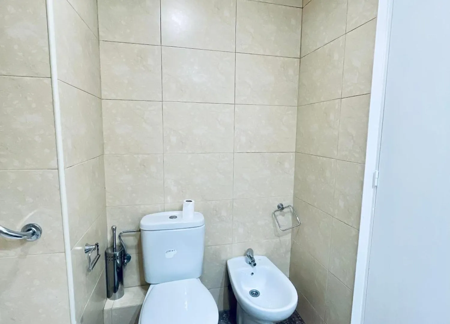 Sardenya 4 Bed and Breakfast Βαρκελώνη 0*,  Ισπανία
