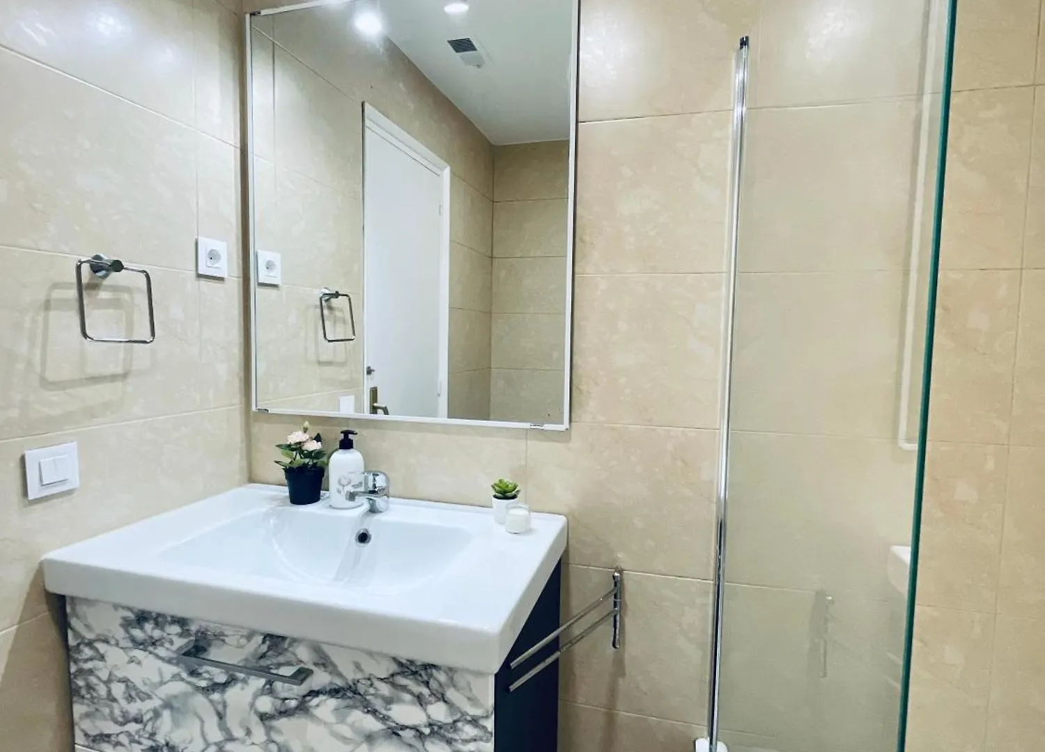 Sardenya 4 Bed and Breakfast Βαρκελώνη Ισπανία