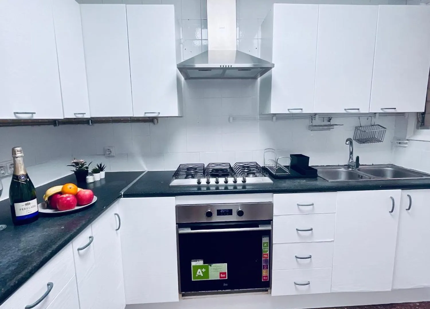Sardenya 4 Bed and Breakfast Barcelona